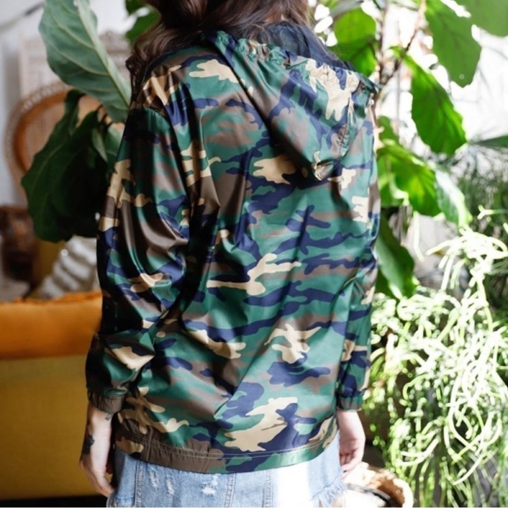 Miley & Molly Camo Hooded Pullover Anorak Jacket |Streetwear, Festival, Layering - Picture 4 of 5